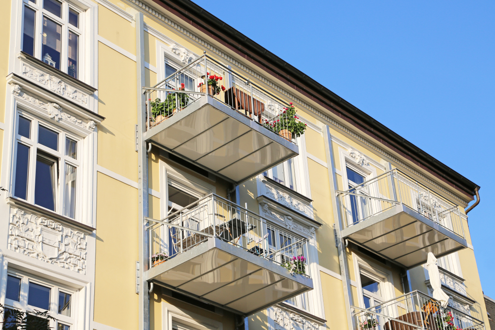 Czy można dobudować balkon do mieszkania? – Artykuły – Dommania