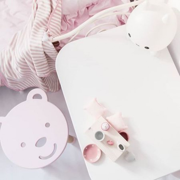 Stolik dla dzieci klasyczny - drewno Bemini