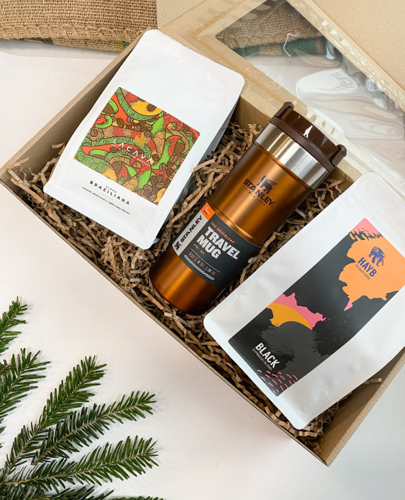 Zestaw prezentowy nr 6: Kawa Brasiliana LaCava + Kawa Black Espresso HAYB + Kubek termiczny STANLEY --- OFICJALNY SKLEP Decofire