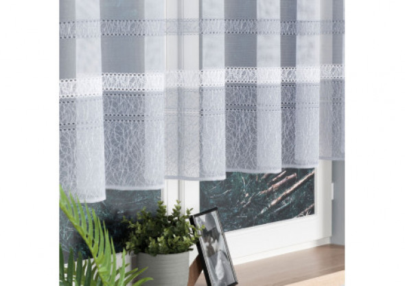 Firanka biała z szarym żakardowa pasowa 181015 wys. 130 cm.
