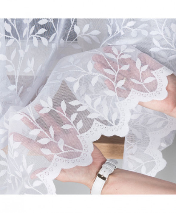 Firanka żakardowa ze wzorem po całości, wysokość 125cm, kolor 001 biały 023058/000/001/125000/1