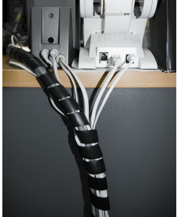 MCTV-686 B 43134 Osłona maskująca na kable (14.6*16mm) 3m czarna spirala