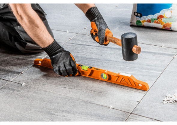 Młotek gumowy 65 mm/425 g, trzonek hikorowy