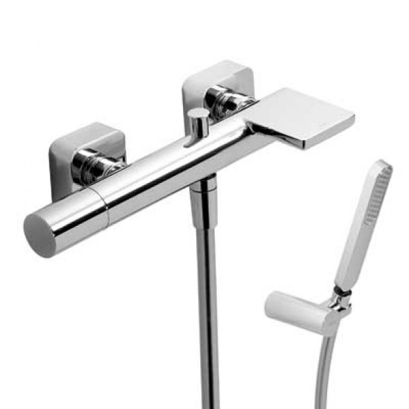 Bateria wannowa Loft-Tres z zestawem natryskowym Chrom 20017001