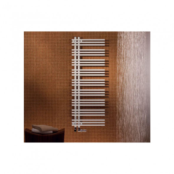 Grzejnik łazienkowy asymetryczny Zehnder Yucca 130x47 cm biały YA-130-050/ RAL 9016