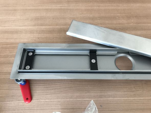 Odpływ liniowy TOP-DRAIN + mankiet + nóżki  L=700 mm 112.3546.01.070