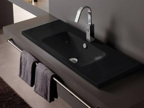 Umywalka blatowa Bathco Montevideo Negro 101 cm 4012100NEG