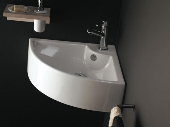 Umywalka narożna Bathco Oporto 0043