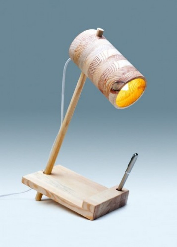 Ananas - lampa biurkowa