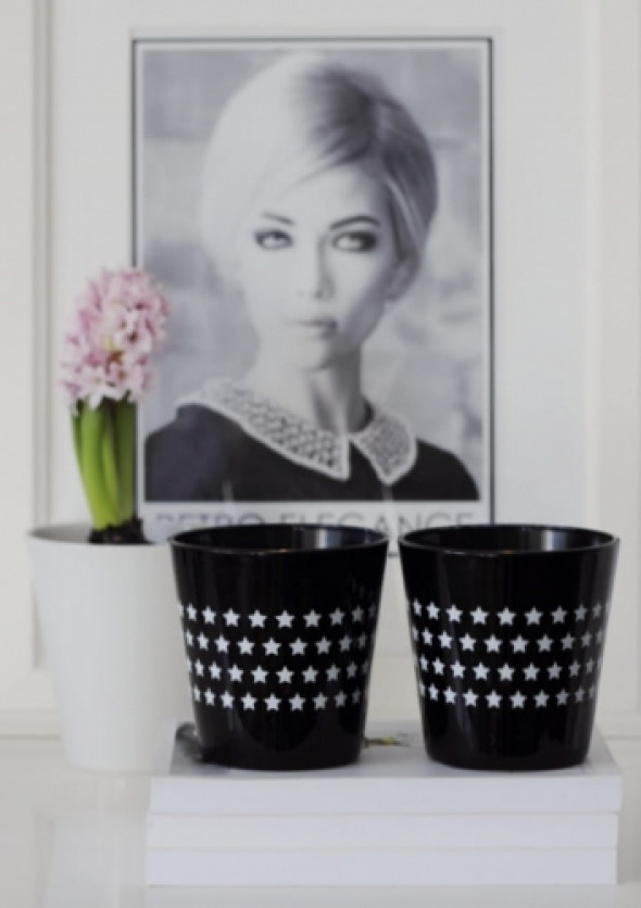 Świecznik ze szkła czarny w białe gwiazdki STAR