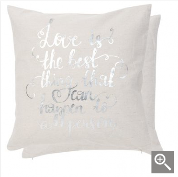 Poszewka ze srebrnym tekstem LOVE IS THE BEST