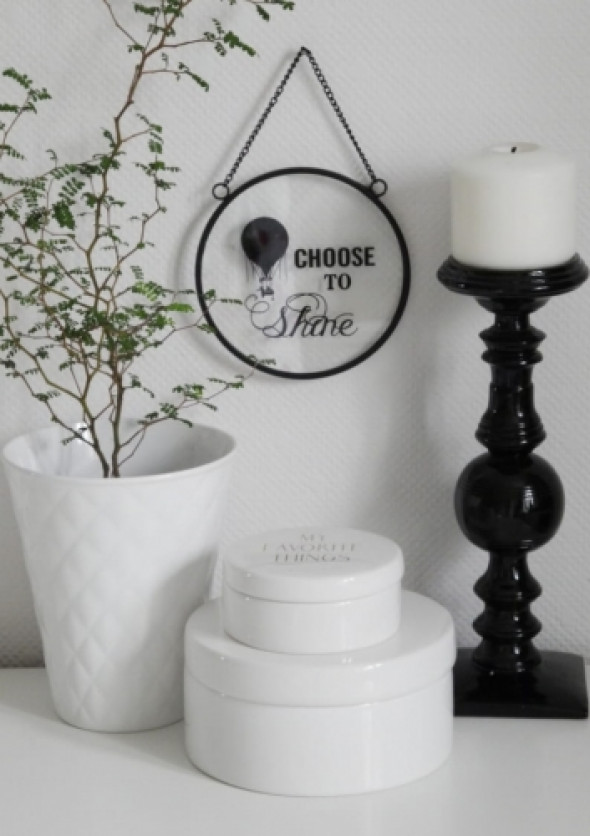 Szyld szklany okrągły SHINE