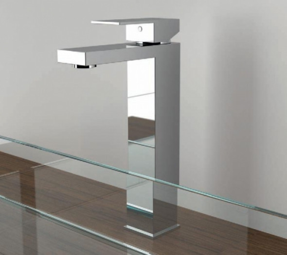 Novellini Fly 2 bateria umywalkowa wysoka RUBLA288NO-K