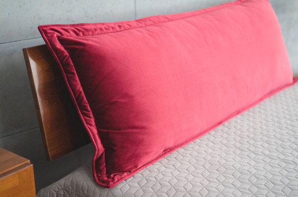 Poduszka na zagłówek PILLOW CHIC 2 VELVET 160 czerwona
