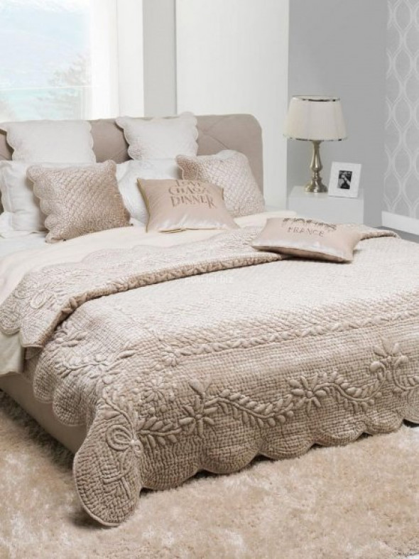 Narzuta typu velvet Hasita beż 240x220