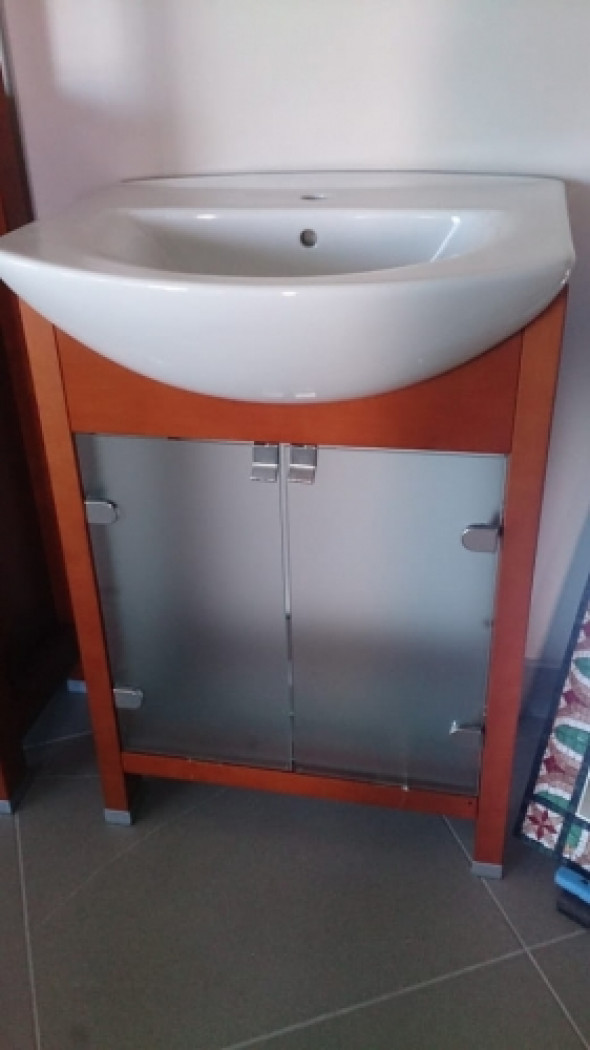 Szafka łazienkowa z lustrem PLUSA LATO 60 cm